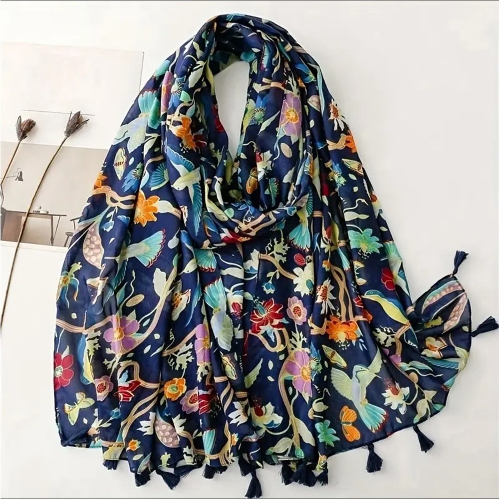 Hummingbird scarf - Picture 4 of 9